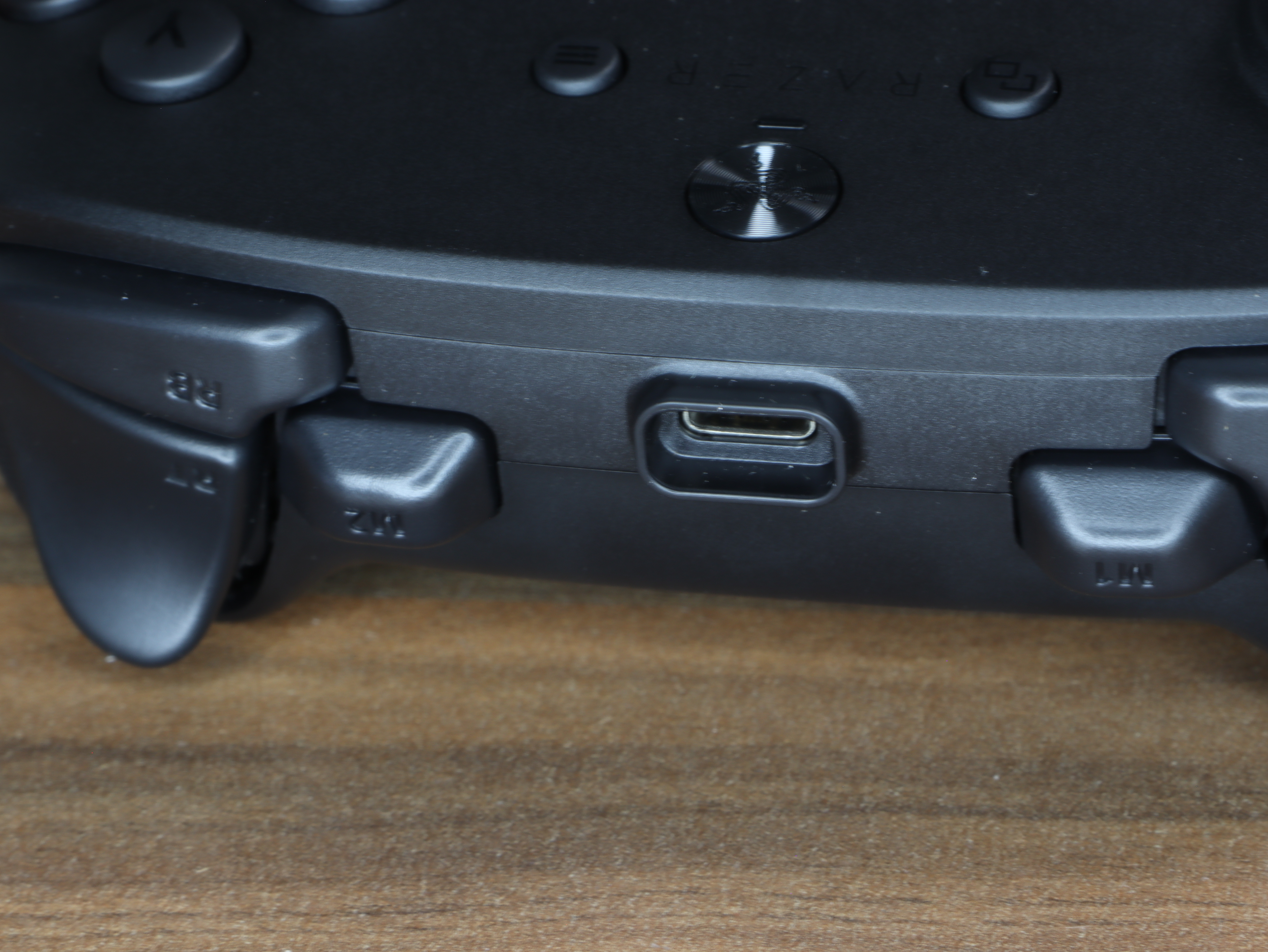 Razer Wolverine V3 Tournament Edition 8K PC USB-C Controller swappable Mecha tactile TMR Hypertriggers.JPG